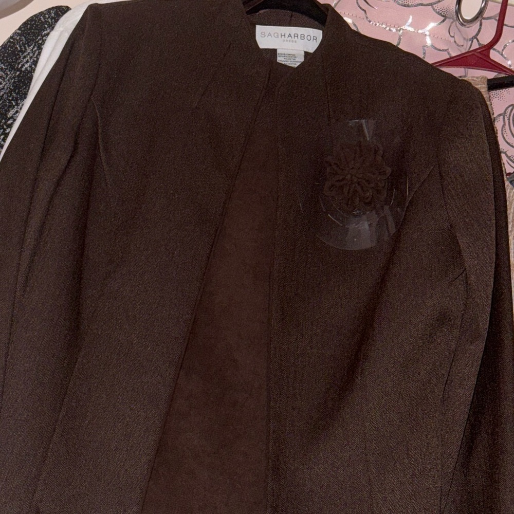 Sag Harbor 3 piece Brown Blazer pant shirt Classic set